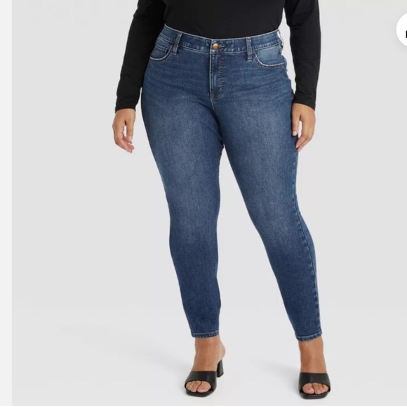 Ava & Viv Denim - Ava & Viv Mid-Rise Skinny Jeans EUC